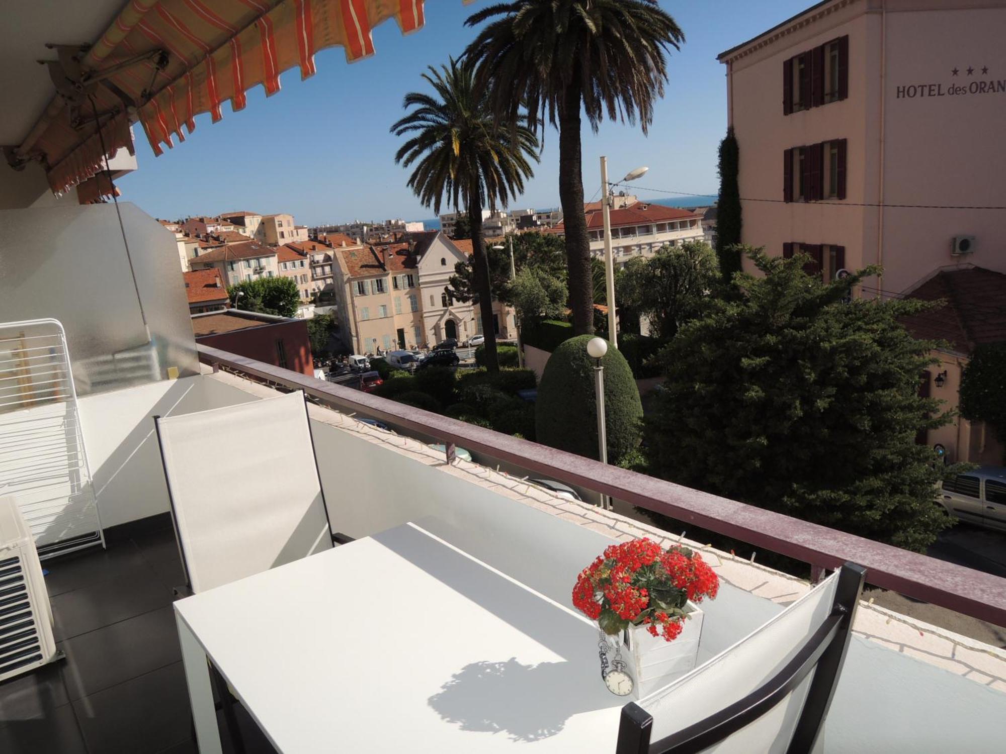 Acci Cannes Les Yuccas Exterior photo